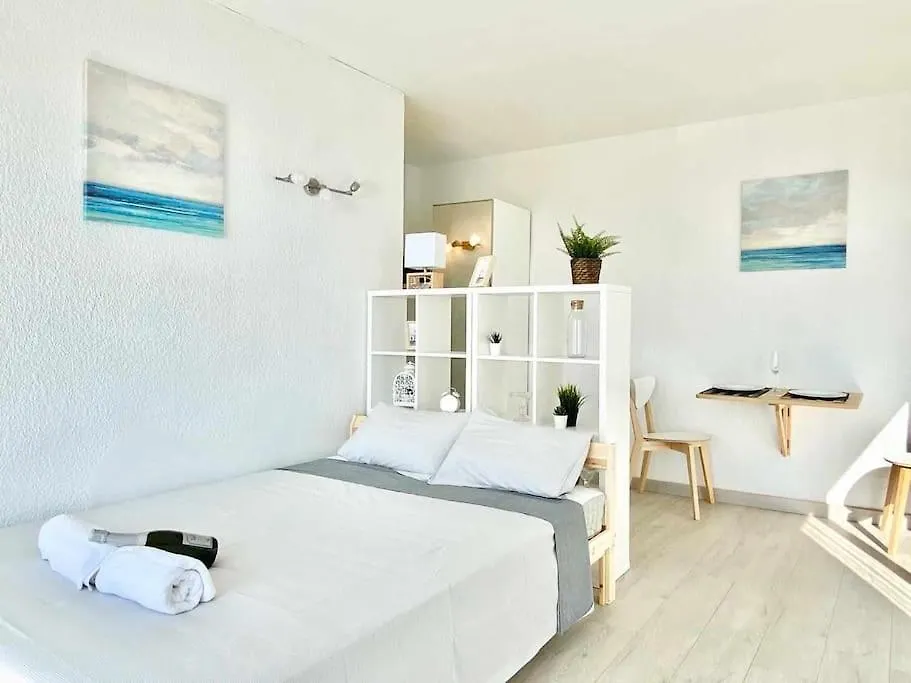 Estudio Frente Al Mar En Roses Con Terraza