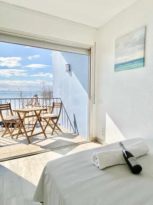 Estudio Frente Al Mar En Roses Con Terraza 0*,